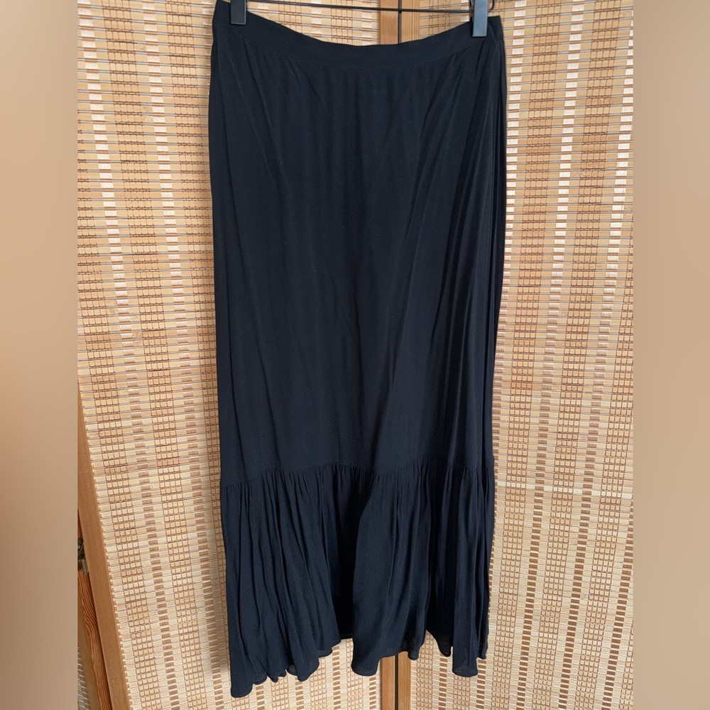 Wilfred Black Maxi Skirt flowy high waist tiered feminine